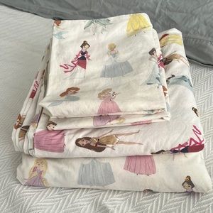 Pottery barn kids Disney princess full size sheet set